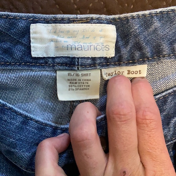 Maurices Taylor Boot Capris - Picture 4 of 5